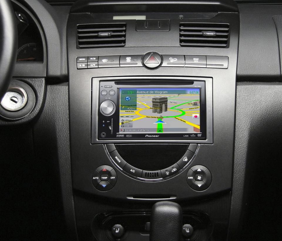 SsangYong Rexton 2 DIN autórádió beszerelő keret (CT23SY06)