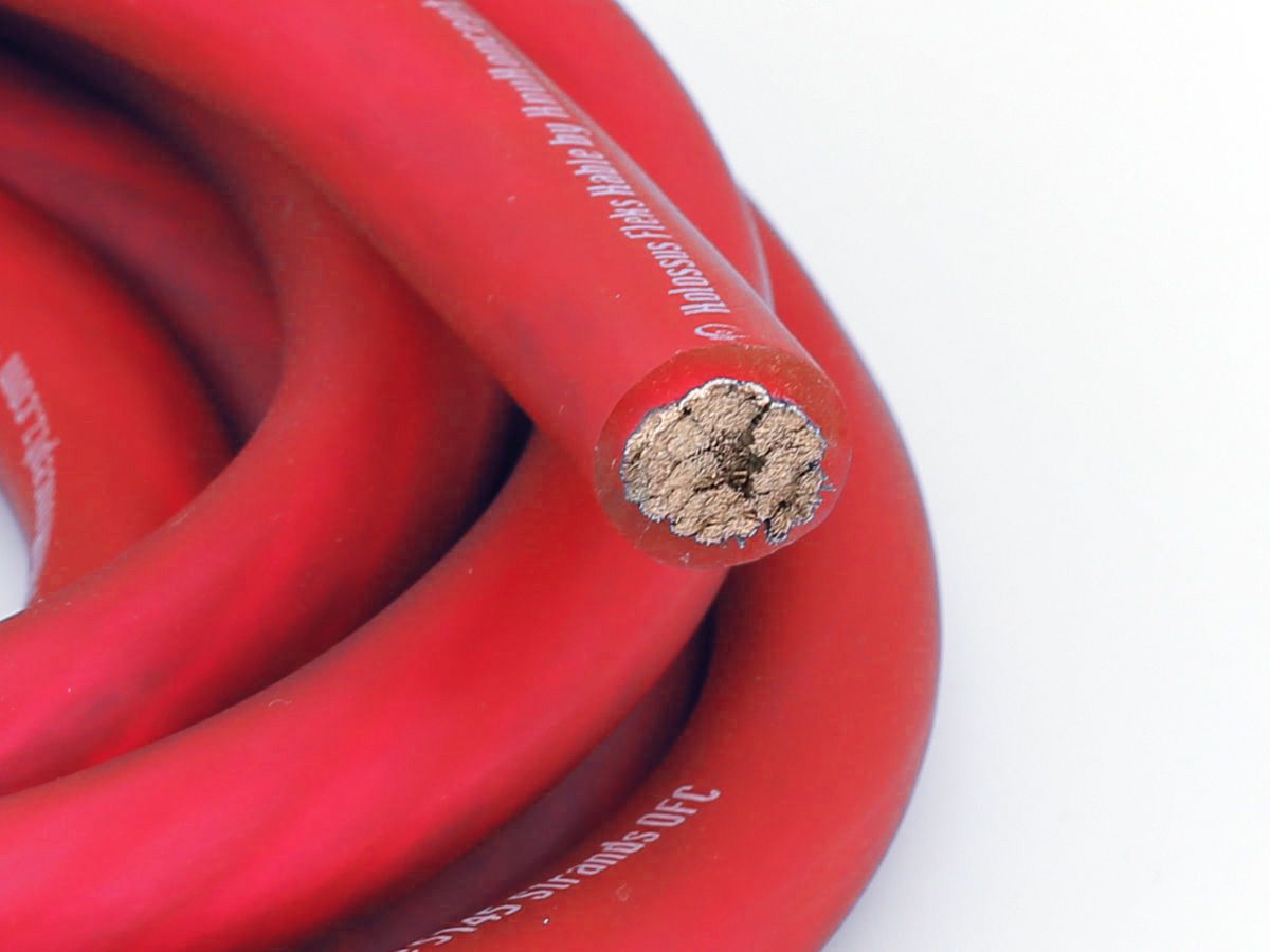 Stinger SPW18TR500 erősítő OFC tápkábel, piros 8mm2