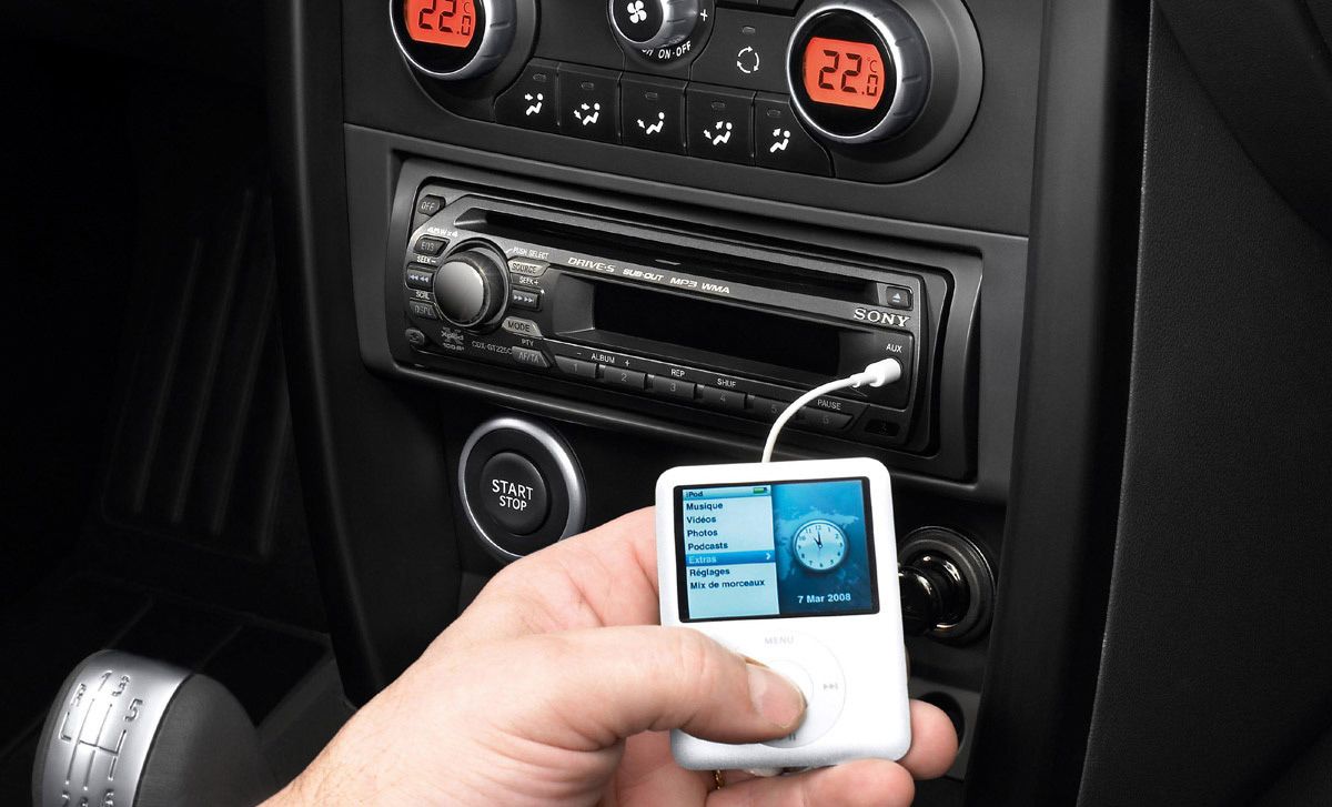 Renault Koleos 1 DIN autórádió beszerelő keret, Fekete (RAM-40.518)